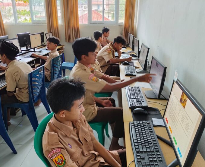 Gladi Bersih ANBK 2025 SMP Islam Fathia