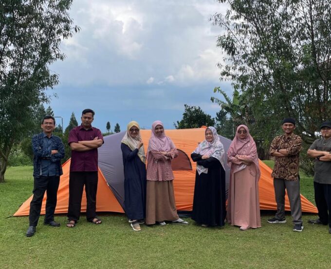 Rencana Strategis sekolah Alam Fathia