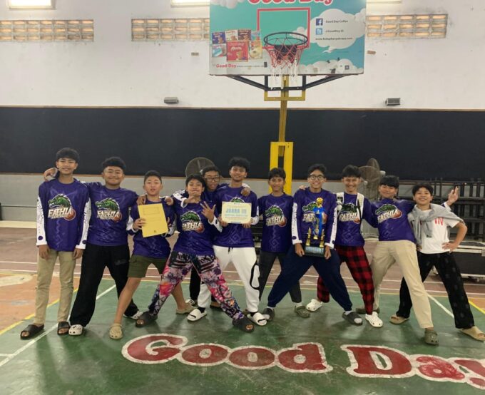 Kerja Keras Berbuah Manis, Tim Basket Putra SMP Islam Fathia Juara 3 MYstical 2.0