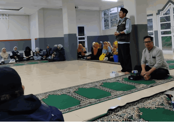Hangatnya Kebersamaan Ramadan: Yayasan Assyukuriyah Gelar Buka Puasa Bersama Keluarga Besar Sekolah Alam Fathia