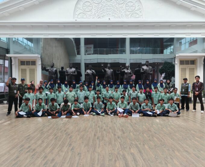 Kunjungan Edukatif Kelas 8 SMP Islam Fathia ke Kebun Raya Bogor dan Museum Kepresidenan Balai Kirti